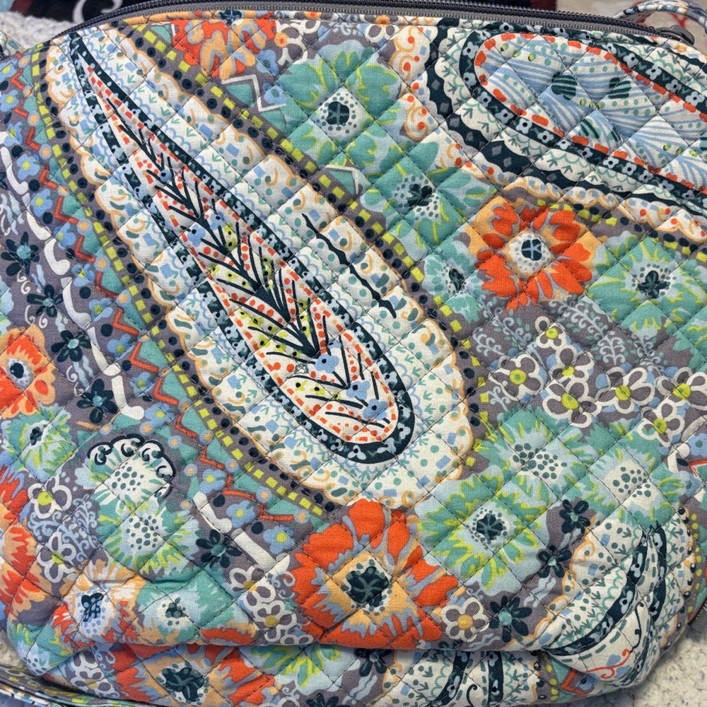 Vera Bradley Floral Paisley Quilted Women's bucket Bag